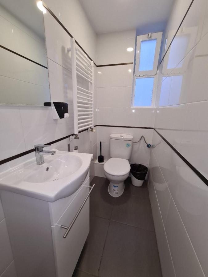 M-A Rooms Star Hostal Madrid Luaran gambar