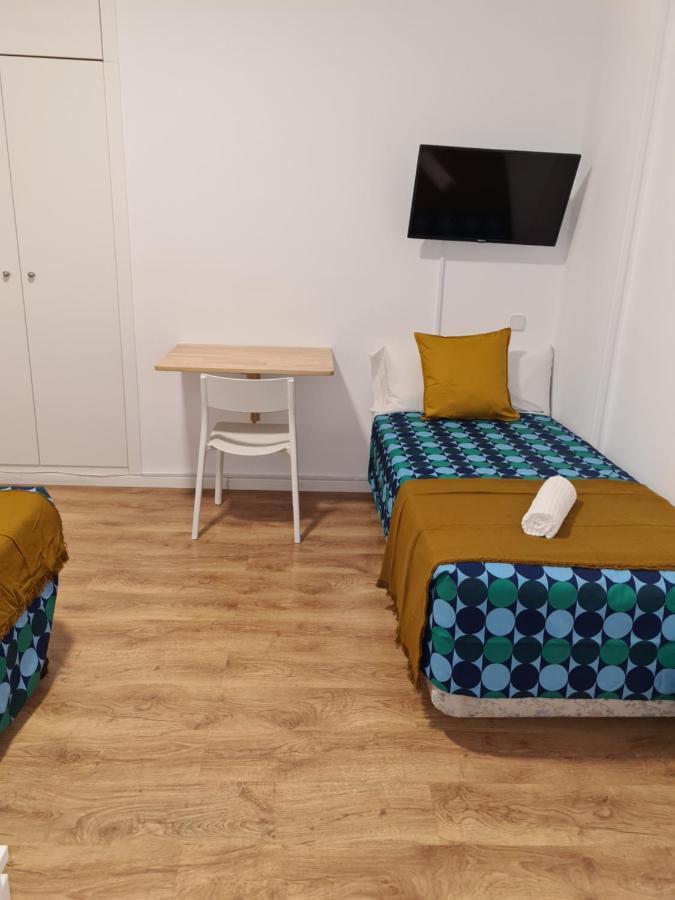 M-A Rooms Star Hostal Madrid Luaran gambar